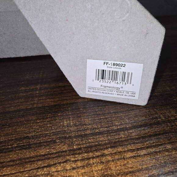 Frame-ology Slate Leaves 2-1/4" x 2-1/4" Picture Frame Decorative Stone Heavy - Picture 5 of 9